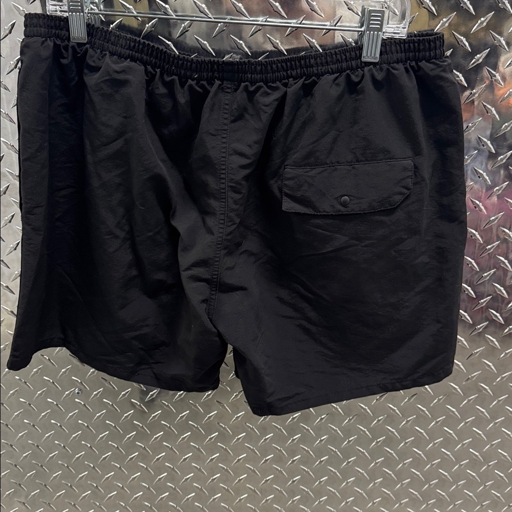 Patagonia Men's Baggie Shorts in black XL, 5” - Picture 5 of 5